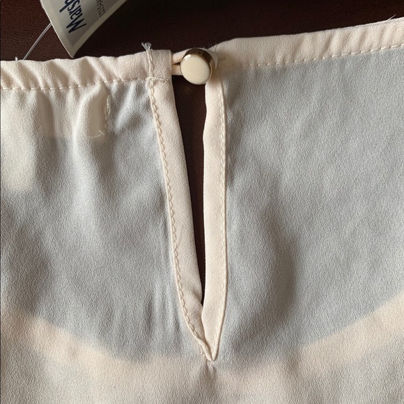 Sweet cream top. NWT. Open weave detail. - Picture 3 of 5